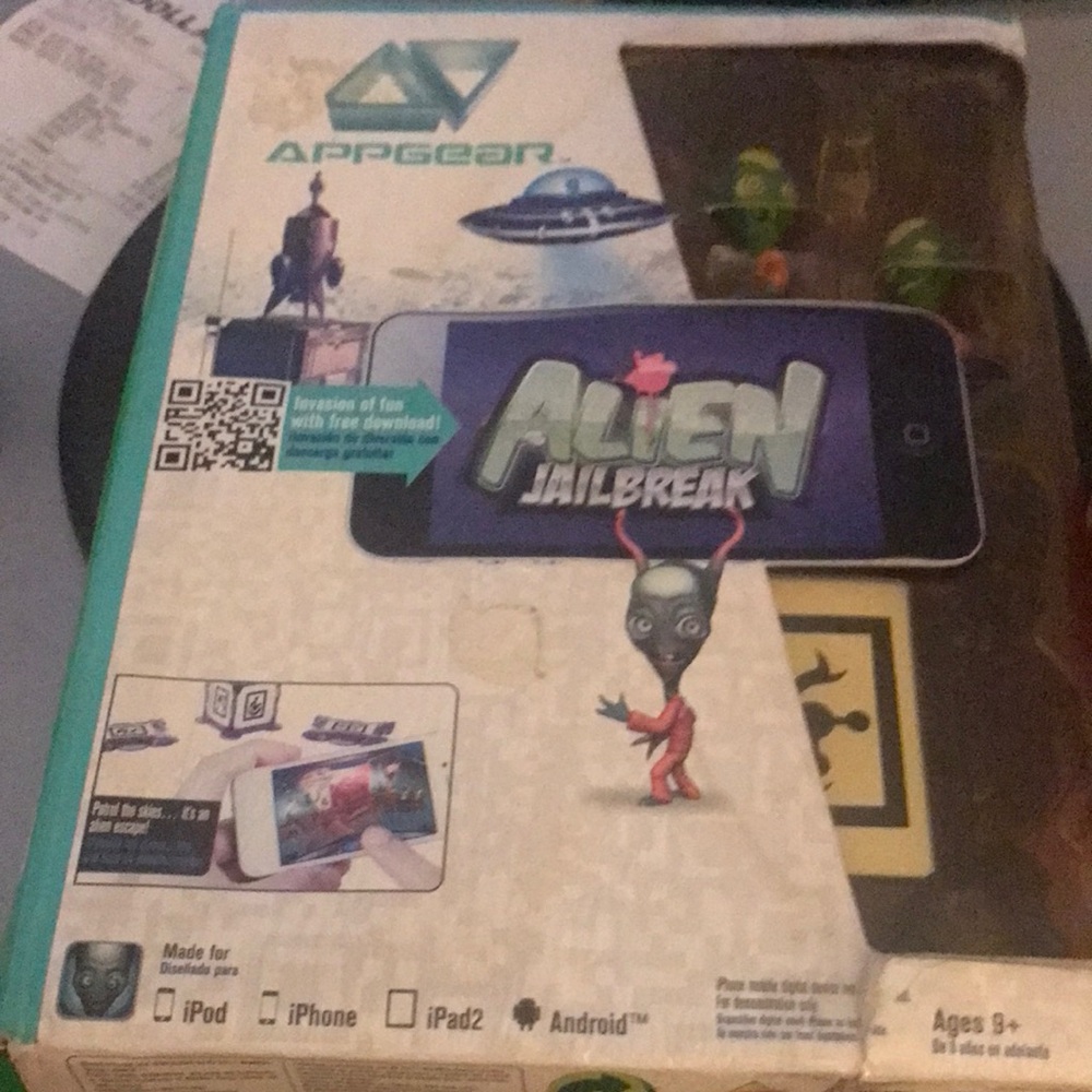 AppGear Alien Jailbreak Toy Pack - Teal & Purple Accents